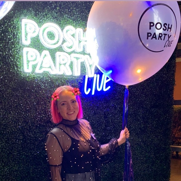 Meet your Posher, Jessica - Picture 3 of 3